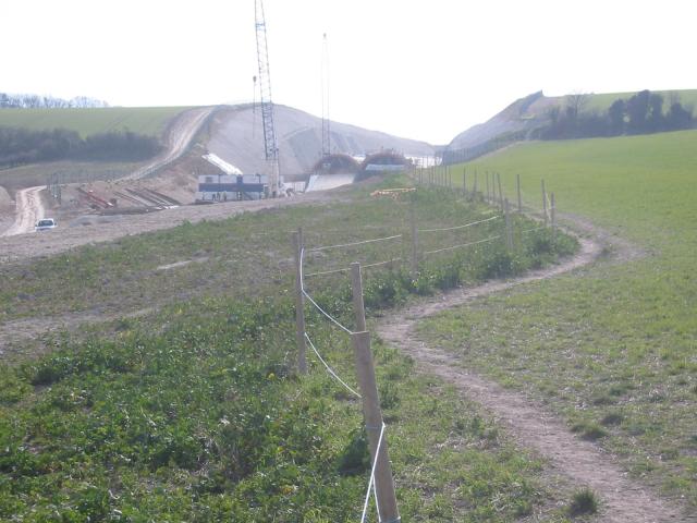 File:Baldock bypass tunnel in the chalk hills of Weston - Geograph - 371.jpg