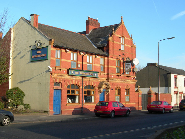 File:The Hawthorne Pub - Geograph - 2788083.jpg