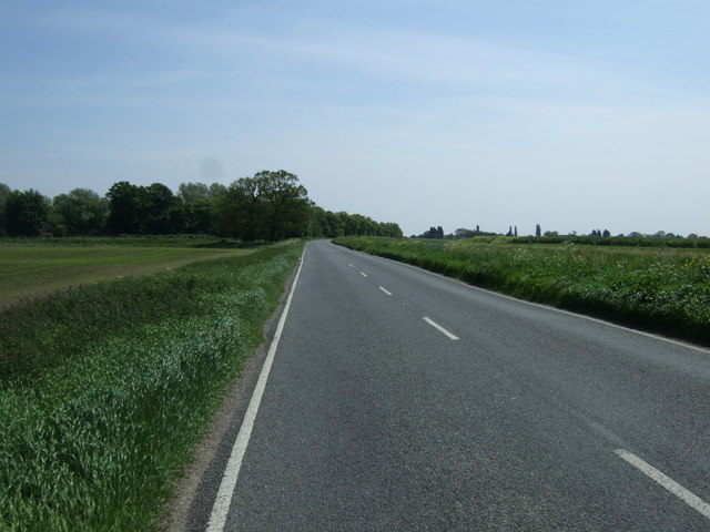 File:Twenty Foot Road - Geograph - 3981847.jpg