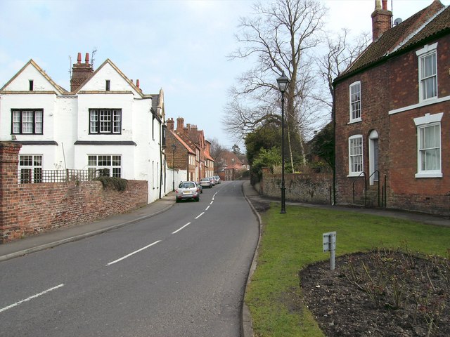 File:Westgate, Louth - Geograph - 386058.jpg