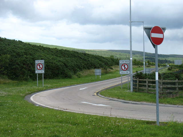 File:The westbound exit slip at junction 11 of the M8 - Geograph - 4087610.jpg