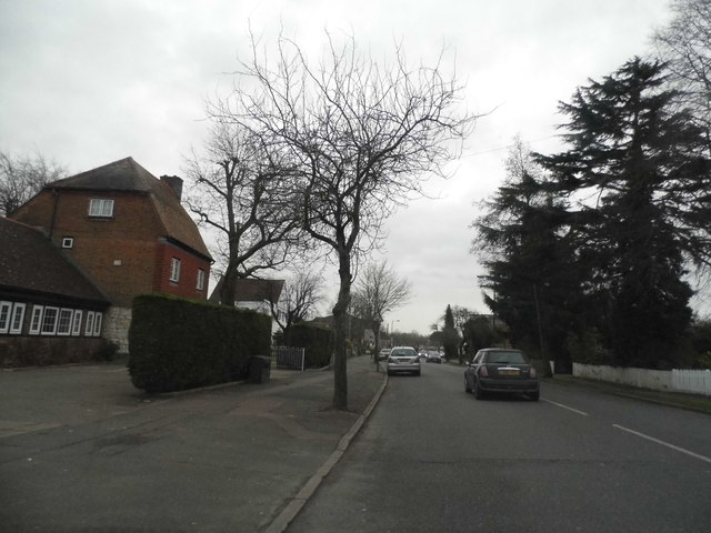 File:Limpsfield Road, Sanderstead (C) David Howard - Geograph - 4308139.jpg