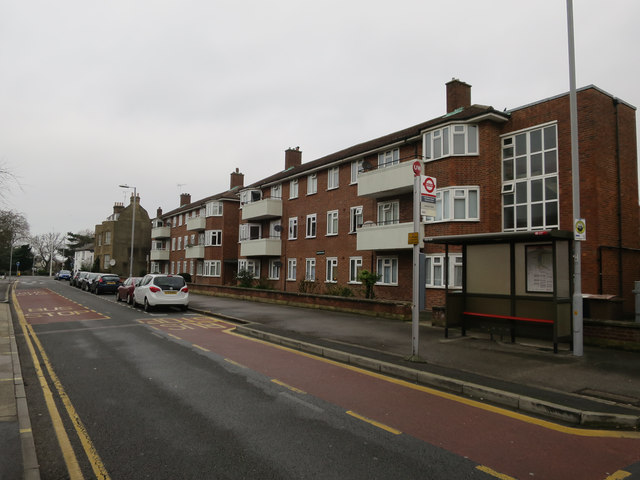 File:Flats on Surbiton Road - Geograph - 4800525.jpg