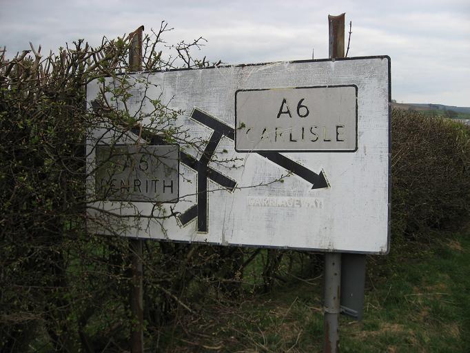 File:Old Sign in High Hesket village - Coppermine - 13720.JPG