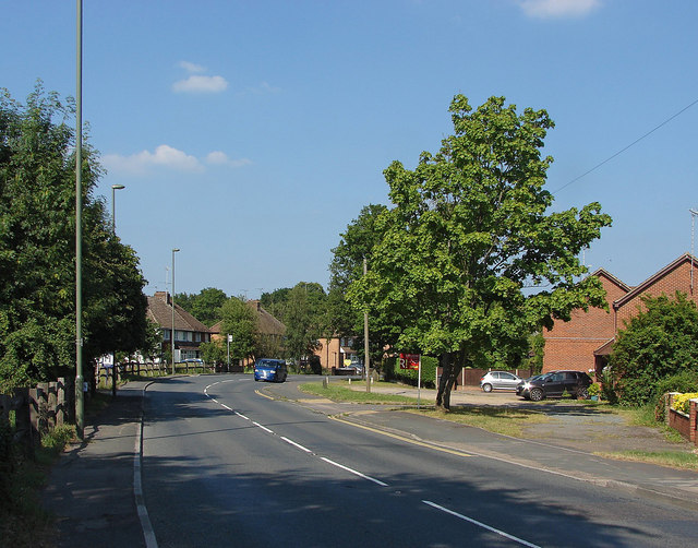 File:Stratford Road, Ash Vale (C) Alan Hunt - Geograph - 3548403.jpg