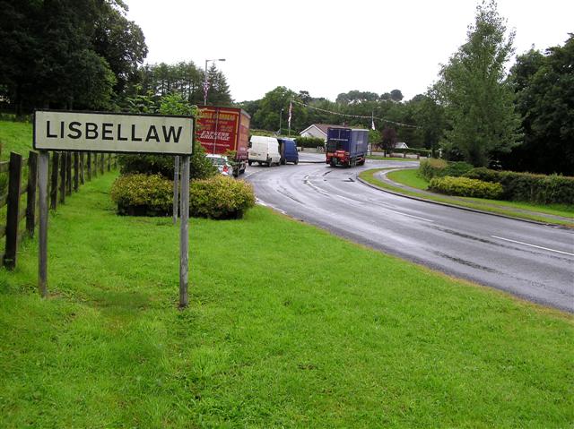 File:Approaching Lisbellaw - Geograph - 921001.jpg