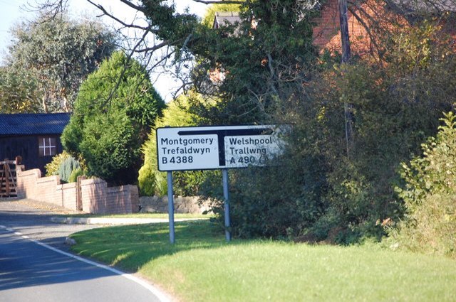 File:Road Sign on the A490.jpg