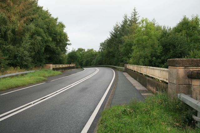 File:Bridge on the A489 west of Newtown.jpg