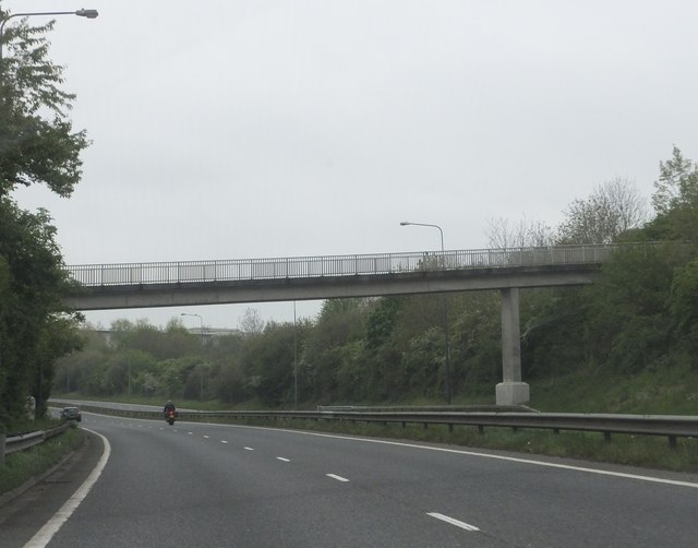 File:Footbridge crossing Bristol's ringroad (C) Ruth Riddle - Geograph - 2933676.jpg