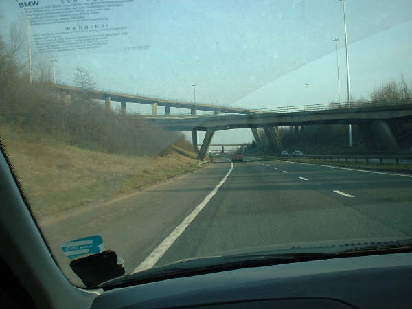 File:M8 - M73 junction with highlevel crossover - Coppermine - 1558.JPG