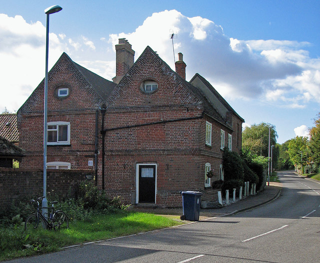 File:Boxworth- Cuckoo Pastures Farmhouse - Geograph - 4692242.jpg