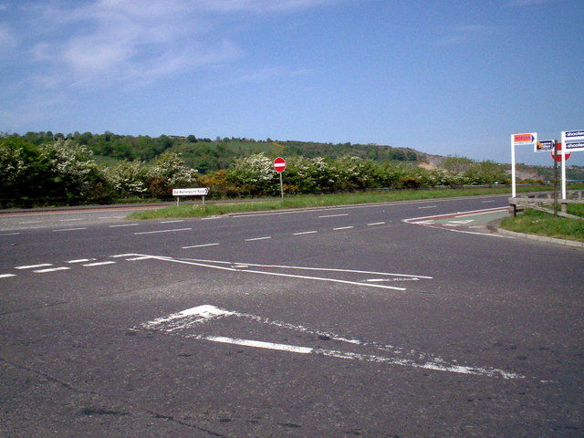 File:Junction of A2 Dual Carriageway with Old Warrenpoint Road, Newry - Geograph - 800109.jpg