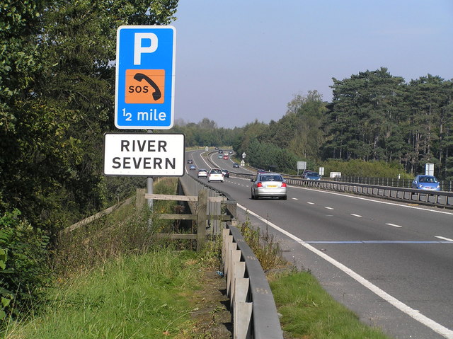 File:River Severn, Shrewsbury A5 bypass road bridge - Geograph - 986596.jpg