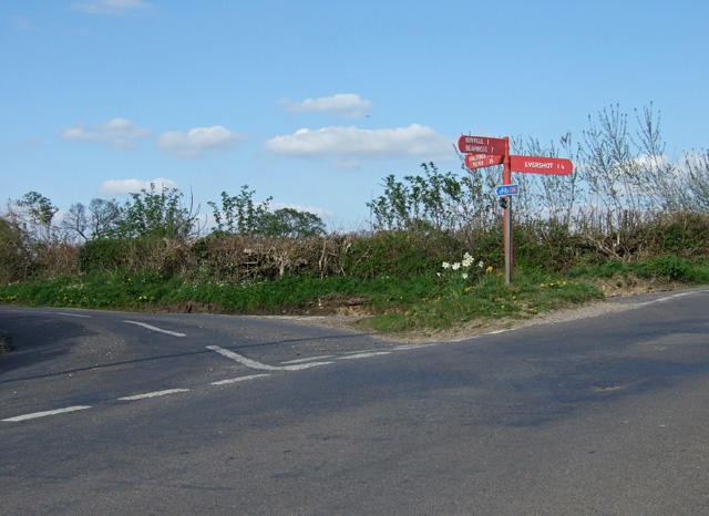 File:Red Signpost near Benville Bridge - Geograph - 405922.jpg