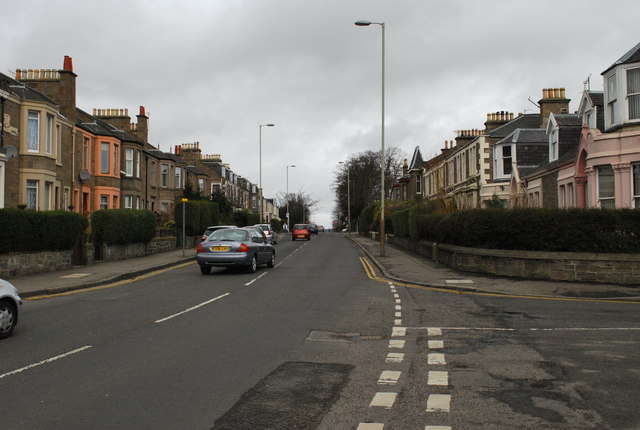 File:Forfar Road (C) Freethinker - Geograph - 1195535.jpg