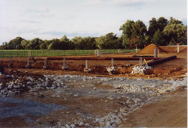 File:Uncovered piles - Geograph - 832063.jpg