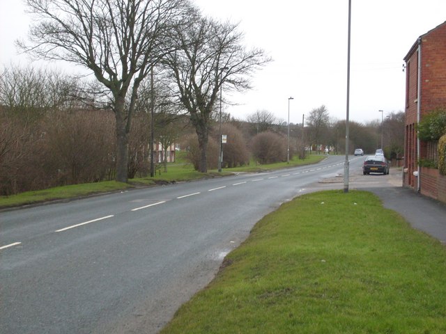 File:A165 to Scarborough - Geograph - 1709664.jpg