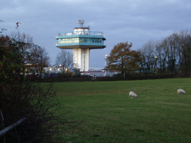 File:The Lancaster Motorway Services (Pennine Tower) - Geograph - 615465.jpg