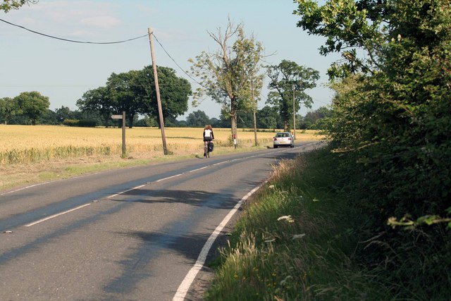 File:Along the B1035 road to Thorpe green - Geograph - 885945.jpg