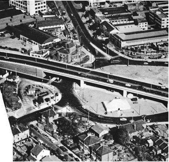 File:Chiswick Flyover. Circa 1959 without M4 - Coppermine - 15245.jpg