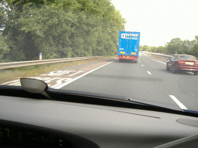 File:This is perhaps unique on the motorway network - soft verges at the end of the hard shoulder. It has to be marked as the hard shoulder isn't even full width on this motorway. - Coppermine - 7498.JPG
