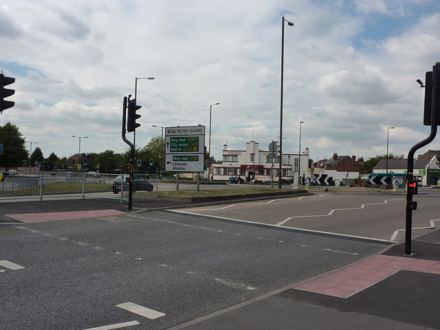 File:And heres a roundabout I made earlier - Geograph - 2526167.jpg