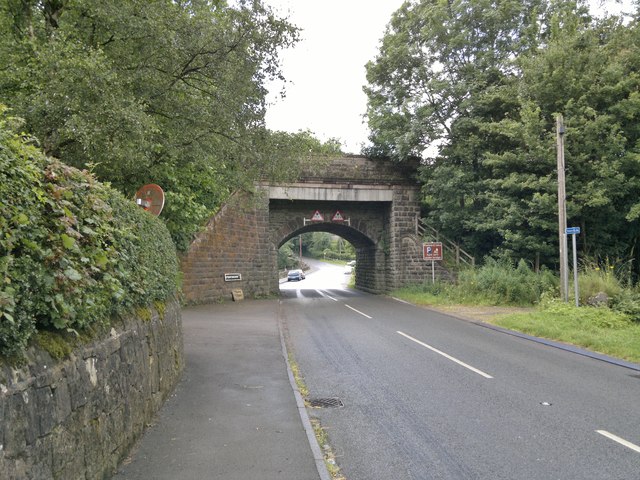 File:Railway bridge over Rudyard Road - Geograph - 3060180.jpg