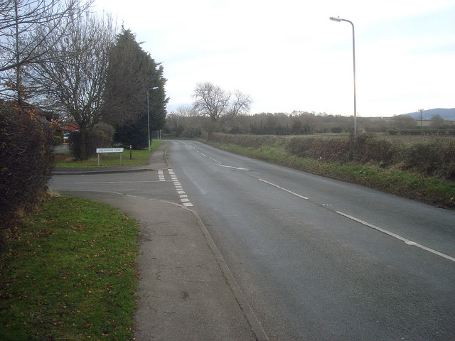 File:Entrance to Birlingham Close - Geograph - 1162208.jpg