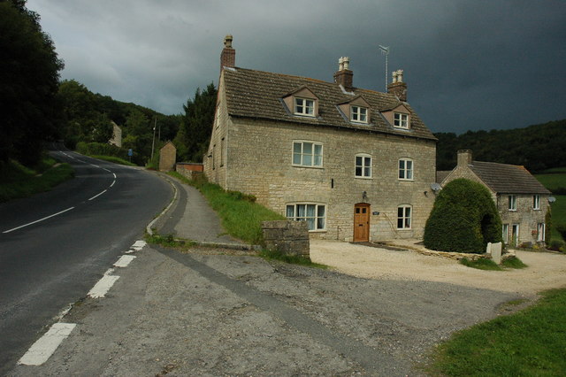 File:Roadside houses, Uley - Geograph - 1478673.jpg