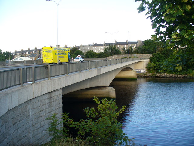 File:Queen Elizabeth Bridge - Geograph - 1445278.jpg