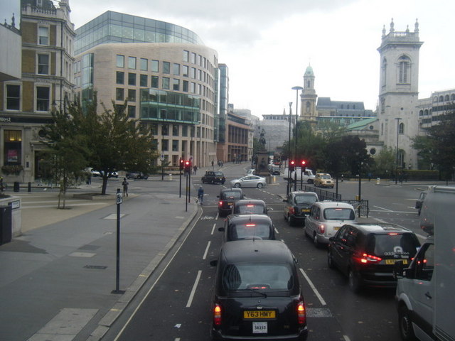 File:Holborn Circus - Geograph - 1554434.jpg