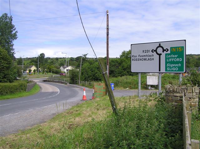 File:Road at Ballyshannon - Geograph - 504783.jpg