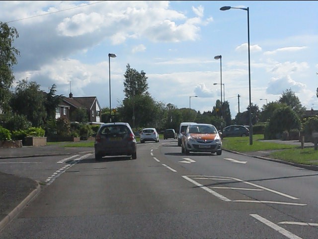 File:Aylesbury - Camborne Avenue at Bodiam... (C) Peter Whatley - Geograph - 3010372.jpg