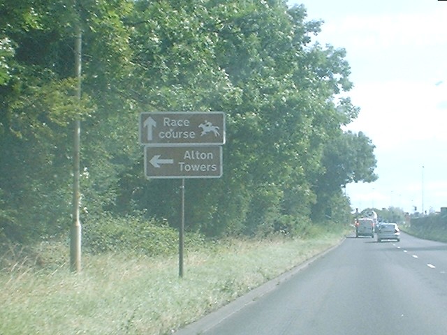 File:A50, Uttoxeter - Coppermine - 3246.jpg
