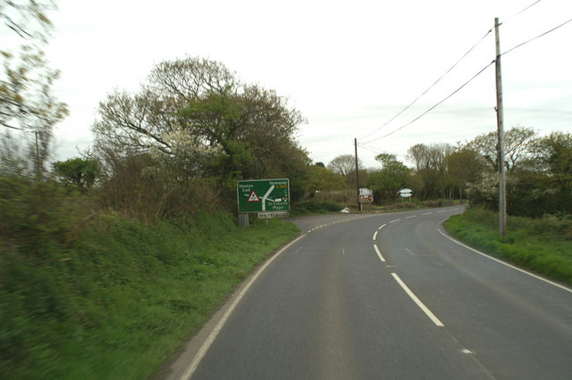 File:Junction at White Cross on the A392 - Geograph - 169924.jpg