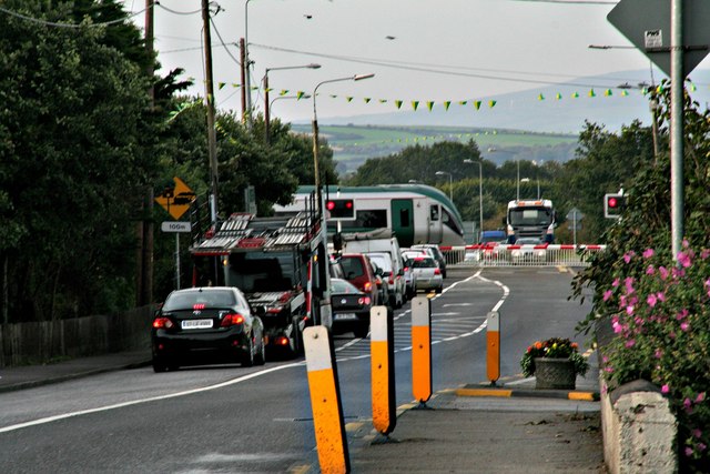 File:Level crossing on the N22 at Farranfore - Geograph - 4686080.jpg