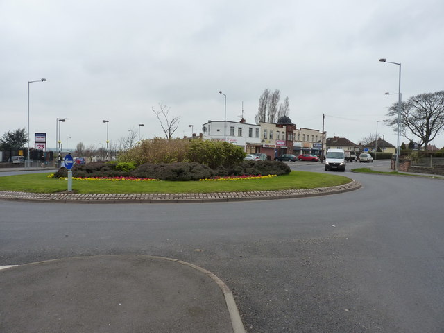 File:Bushbury roundabout - Geograph - 2858477.jpg