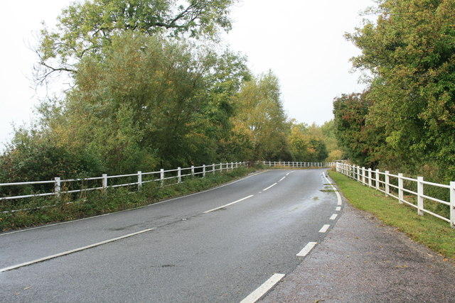 File:The A417 from Lechlade to Buscot - Geograph - 1562737.jpg