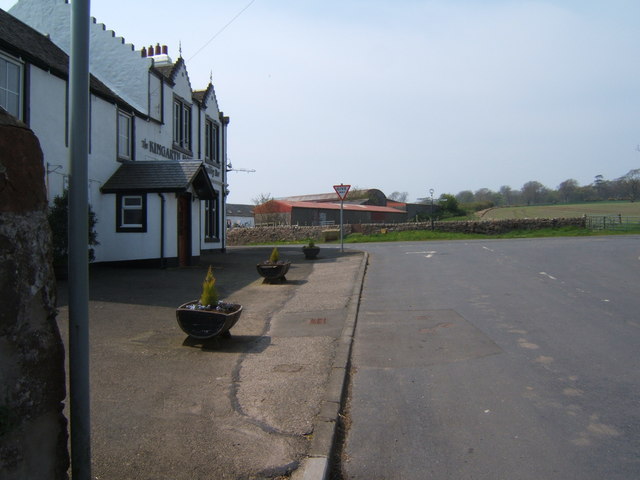 File:Centre of Kingarth Village - Geograph - 1316096.jpg