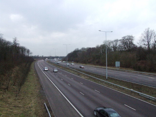 File:M2 motorway, Kent - Geograph - 1171585.jpg