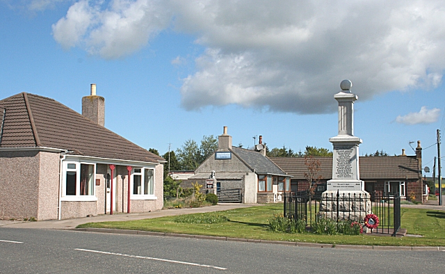 File:New Byth War Memorial - Geograph - 1298844.jpg