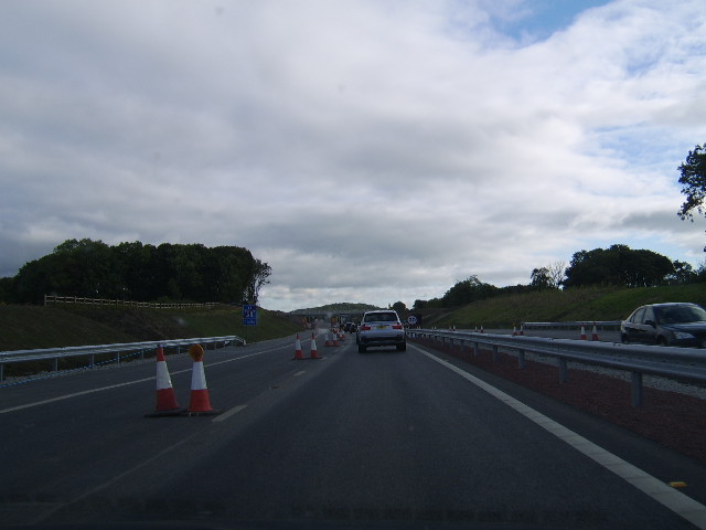 File:Motorway ends in 1 mile? Suppose anything is better than the A8000 - Coppermine - 15176.JPG