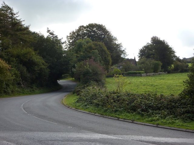 File:B3134 - The Combe - Geograph - 1504444.jpg