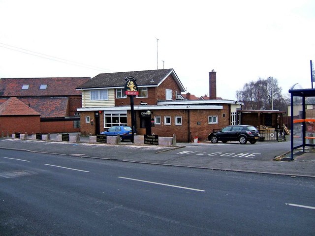 File:The Barley Mow, Vicarage Road frontage, Wollaston - Geograph - 1096336.jpg
