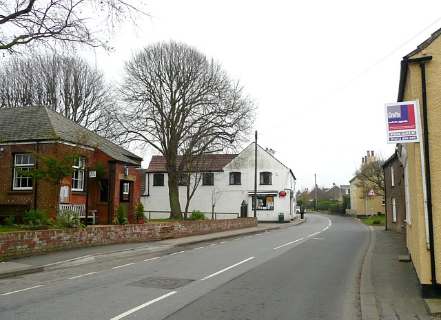 File:Village hall and post office, North Thoresby - Geograph - 1186876.jpg