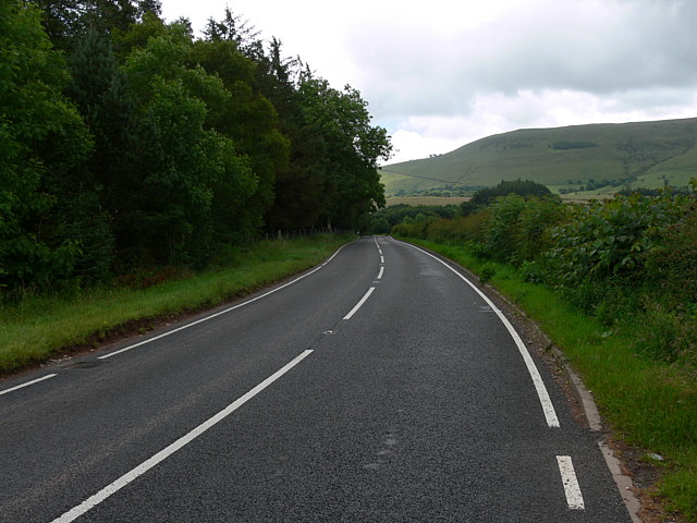 File:A4215 Road Scene - Geograph - 484516.jpg