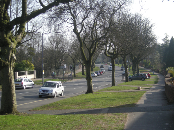 File:Lordswood Road - Geograph - 1217886.jpg