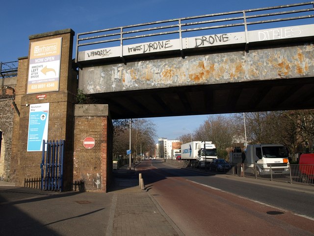 File:Railway bridge, Deptford Church Street (C) Derek Harper - Geograph - 2393989.jpg