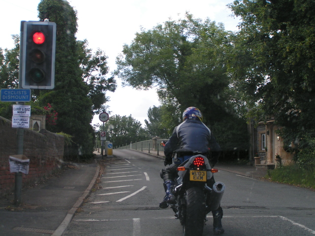 File:Waiting to cross the River Severn - Geograph - 1367675.jpg
