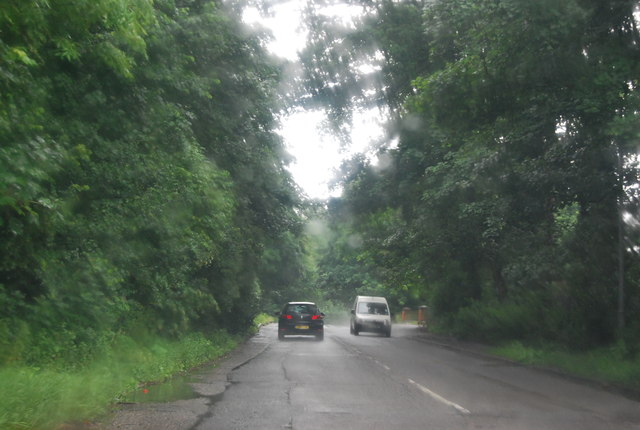 File:Moorhall Rd - Geograph - 3211741.jpg